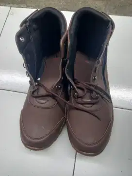 Sepatu Safety Cladico