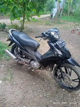 Suzuki 2011 surat lengkap mesin alus enak pake pajak 2021