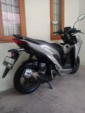 LOW KM! NEW VARIO 150 KEYLESS CBS ISS B TANGKOT PAJAK BARU BAYAR MULUS