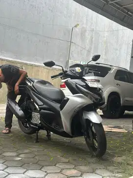 Dijual Aerox new 2023