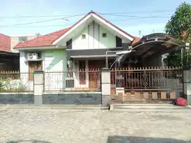 Disewakan rumah di pusat kota pekanbaru