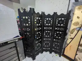 Sekat partisi 4 sekat dg ukuran tiap sekat 40x173cm