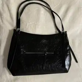 [New] Muva Black Two Way Strap Tote Bag