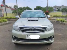 KM 90rb Toyota Grand New Fortuner G VNT Turbo Diesel AT 2013 Full Ori