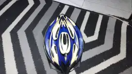 Helm sepeda model VB140