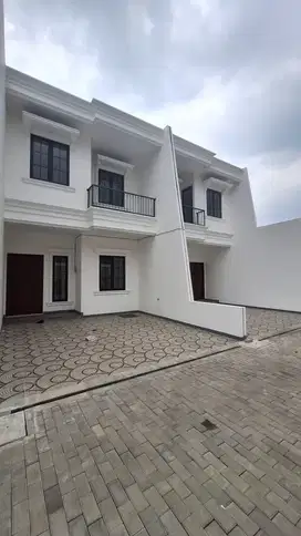 RUMAH EXCLUSIVE 3 KAMAR TIDUR AKSES MASUK 2 MOBIL