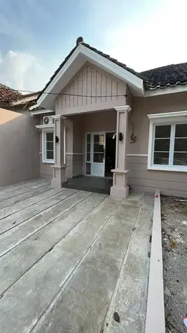 Dijual Rumah Hook 4 Kamar Tidur di Vila Dago Pamulang