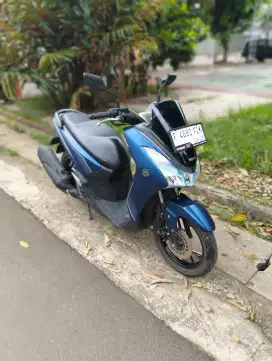 Yamaha Lexi 2023 standar kunci gress