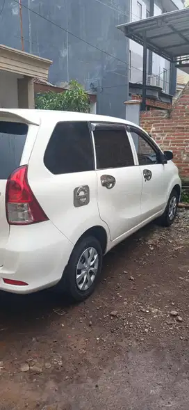 Daihatsu Xenia 2013 Bensin