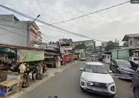 Kios Strategis ex Warteg depan Kampus Pakuan Ramai Sudah Full Renovasi