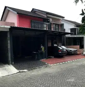 Rumah Dijual Dibawah Harga Pasaran LT 240m2 6kt  Siap Huni Mepet Waru