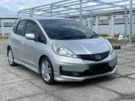 Kilometer Antik Honda Jazz RS AT 2011 Nego Cash kredit