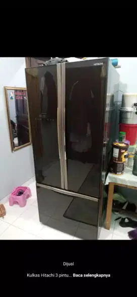 Kulkas Jumbo Hitachi 3 Pintu Rak Freezer Bawah