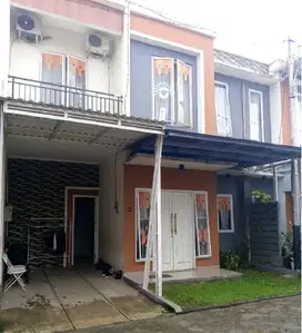 Rumah 2lt di Perum Redland District 1 Pd Aren Tangerang