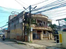Rumah Lama Lt 179m² di Jl Taman Asri Larangan Kota Tangerang
