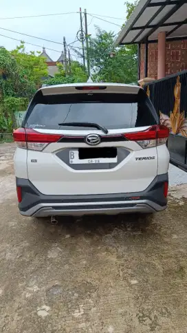 Di jual cash, Daihatsu Terios 1.5 R custom matic 2023