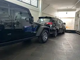 Rumah Mewah bangunan 4 Lantai, Modern, Strategis di Pdk. Aren, TangS