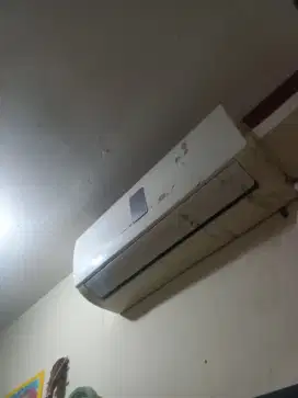 DI JUAL SATU PAKET PERLENGKAPAN RUMAH/KOS