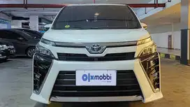 TDP 14JT Toyota Voxy 2.0 Bensin-AT Putih 2018