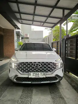 Hyundai Santa Fe 2023 Bensin