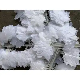 Daun mepel putih artificial