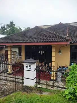 Rumah Daerah Tengah Kota