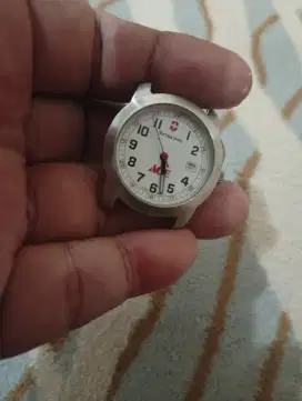 Jam tangan Victorinox swiss made Ori jam saja size 33mm strap Am Nato