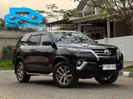 Toyota Fortuner Vrz At 2019 Hitam Metalik [ Low Km 49rb ]