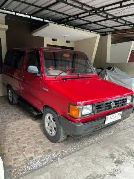 Kijang Super 1989