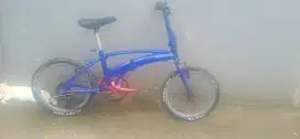 Sepeda ukuran 20