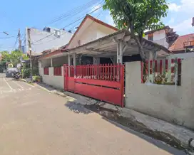 Rumah 1 Lantai Cocok Untuk Kos di Jl H Sarmili I Benhil