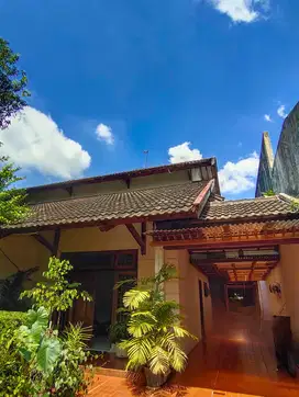 Rumah Mewah Kemang Di Bawah Njop