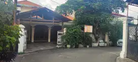 Rumah 2 Lantai, Murah Hitung Tanah, Akses Jalan 2 Mobil, Strategis Di