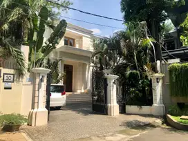 Rumah Mewah Strategis Di Jl Tulodong Bawah Jakarta Selatan
