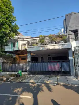 DIJUAL RUMAH 2 Lantai BONA INDAH - Lebak Bulus  Jaksel