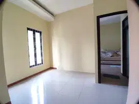 Disewakan Rumah lokasi Prime cocok usaha kuliner di Kelapa Gading