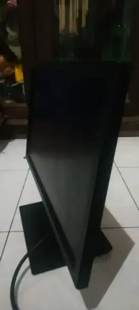 Monitor Bekas 19.5 Inch