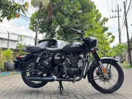 Royal Enfiel Clasik 500 tahun 2021