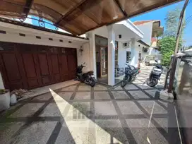 TURUN HARGA !! DIJUAL RUMAH MURAH PUSAT KOTA JL. KEMBAR BANDUNG