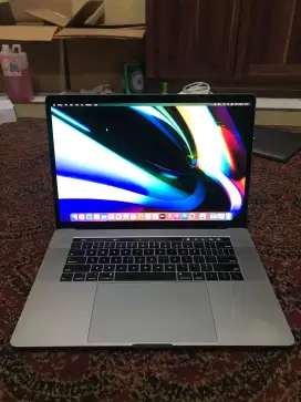 Macbook Pro 15” Touchbar CTO 2019 i9/32/1TB Dual VGA