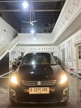 Ertiga GL Matic 2014 Double blower Istimewa Full orsinil jual cepat bu