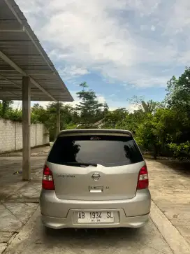 Grand Livina SV 2012