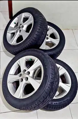 Velg Original Toyota Altis