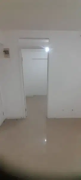 Disewakan 2kamar unfurnish apartemen basura city