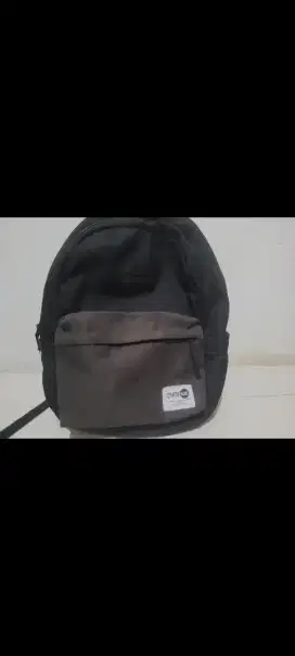 Jual tas merek eversac gramedia
