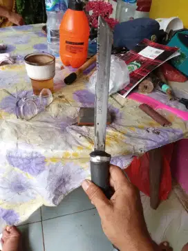 Jual golok milik Alm.bpk.golok Mandau sering dipakai bpku