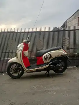 Scoopy FGM fi plat bandung