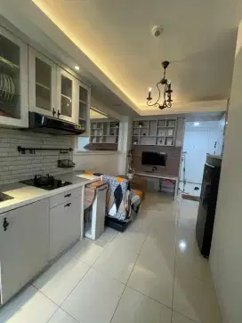 Sewakan 2 BR Bagus Atas Mall Apartemen Bassura City Jakarta