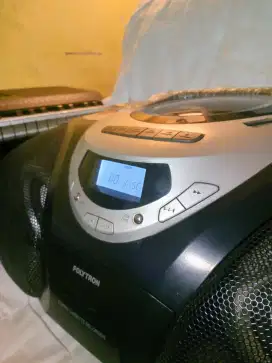 Radio FM Polytron normal semua barang koleksi