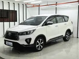 Toyota Innova Venturer 2.4 AT 2021 Diesel